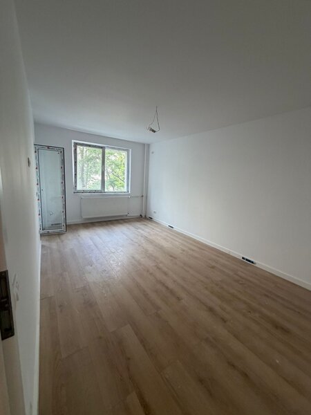 Mall Vitan, Dristor, 10 minute metrou, renovat complet