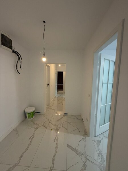 Mall Vitan, Dristor, 10 minute metrou, renovat complet